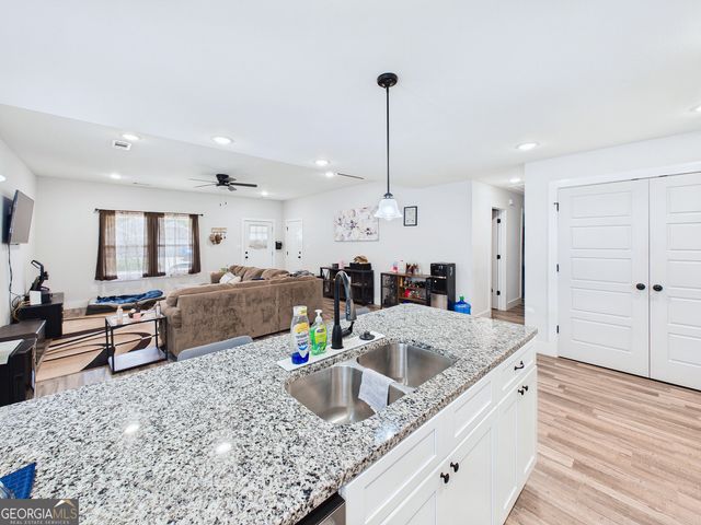 137 Northsky Drive, Warner Robins, GA 31093