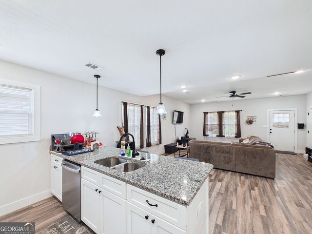 137 Northsky Drive, Warner Robins, GA 31093