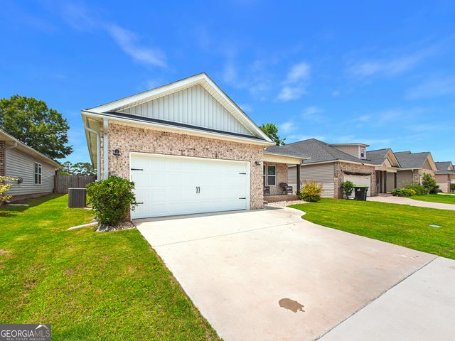 137 Northsky Drive, Warner Robins, GA 31093