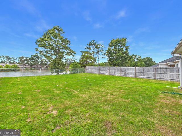 137 Northsky Drive, Warner Robins, GA 31093