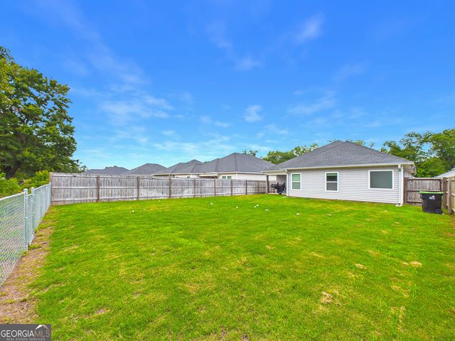 137 Northsky Drive, Warner Robins, GA 31093