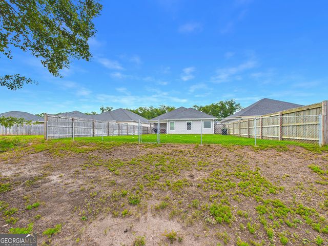 137 Northsky Drive, Warner Robins, GA 31093