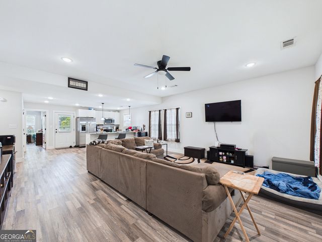 137 Northsky Drive, Warner Robins, GA 31093