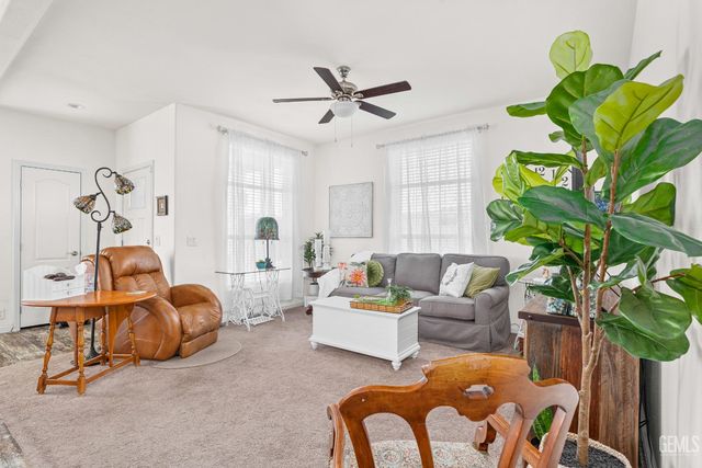 9131 Rosedale Highway 54, Bakersfield, CA 93312