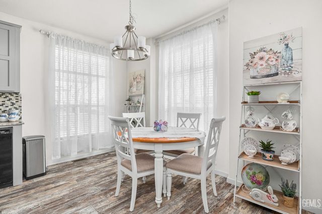 9131 Rosedale Highway 54, Bakersfield, CA 93312