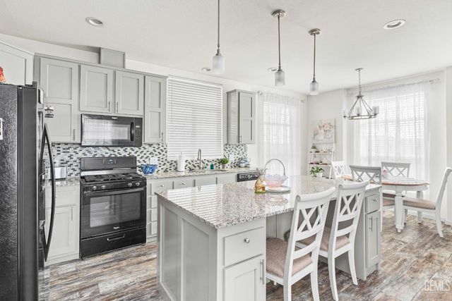 9131 Rosedale Highway 54, Bakersfield, CA 93312