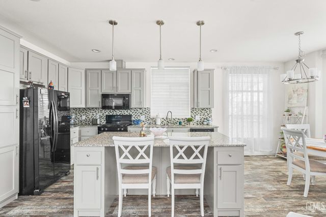 9131 Rosedale Highway 54, Bakersfield, CA 93312