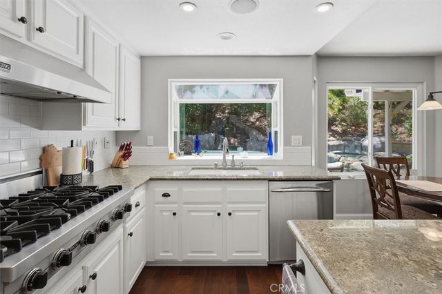 22138 Copper Hill, Saugus, CA 91350