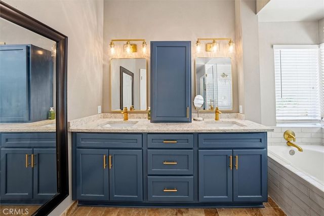 22138 Copper Hill, Saugus, CA 91350