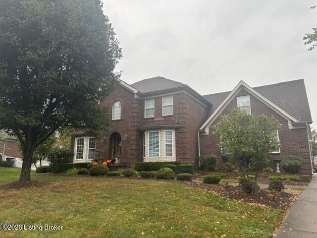 8717 Hi View Ln, Louisville, KY 40272