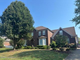 8717 Hi View Ln, Louisville, KY 40272