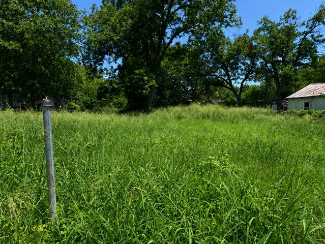 1535 FLANDERS AVE, San Antonio, TX 78211