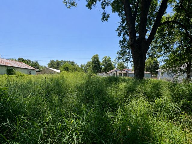 1535 FLANDERS AVE, San Antonio, TX 78211