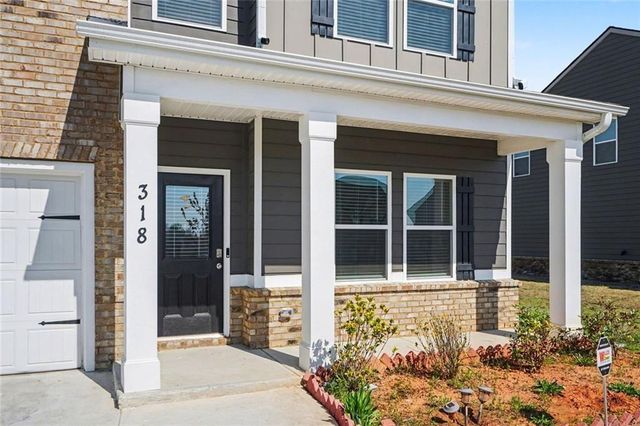318 W Sandy Creek Drive, Covington, GA 30014