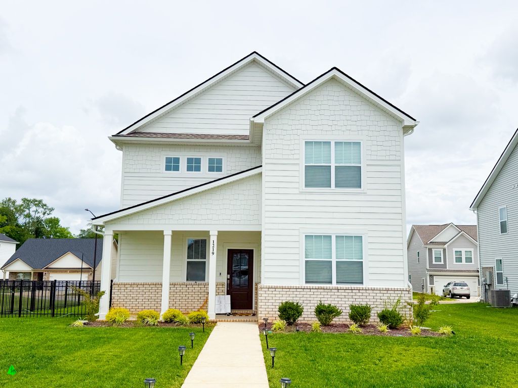 1219 Ross Farms Blvd, Clarksville, TN 37043