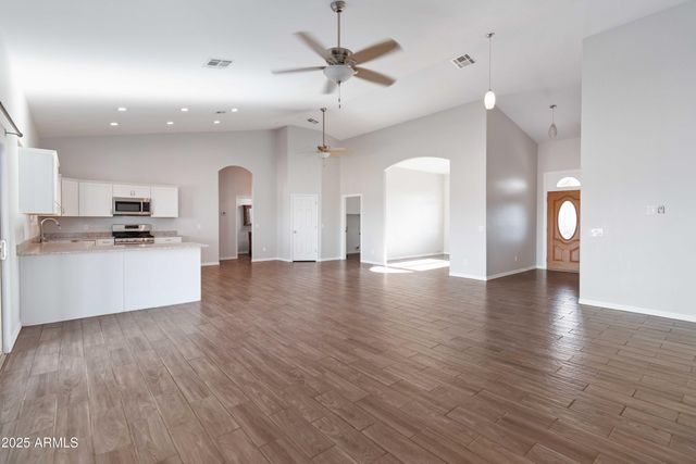 1511 S 377TH Avenue, Tonopah, AZ 85354