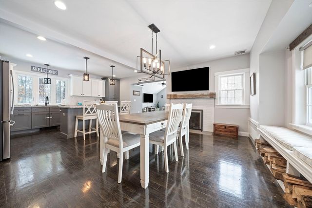 461 Maple St, Franklin, MA 02038