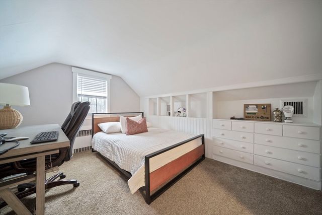 461 Maple St, Franklin, MA 02038