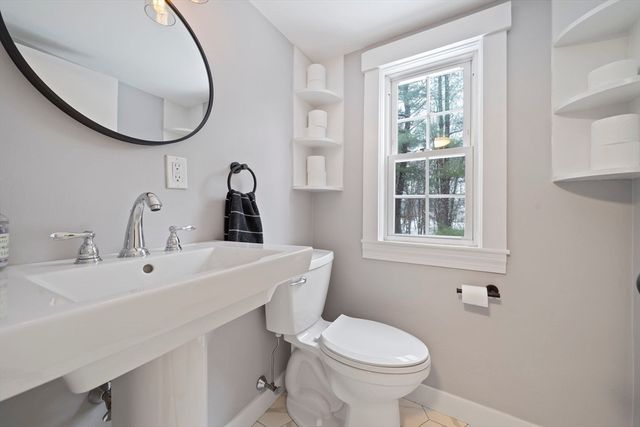 461 Maple St, Franklin, MA 02038