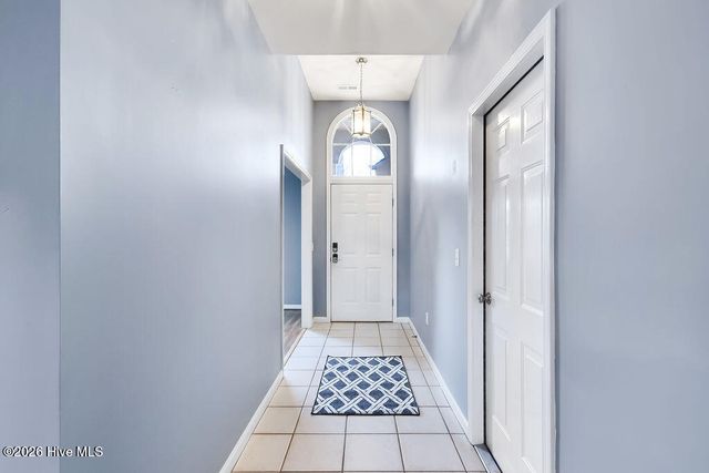 909 Shelton Court, Wilmington, NC 28412