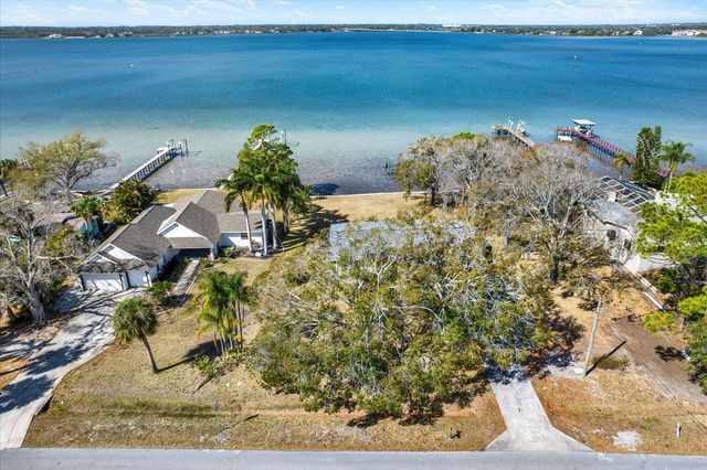 400 SHORE DRIVE E, Oldsmar, FL 34677