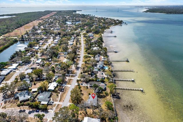 400 SHORE DRIVE E, Oldsmar, FL 34677