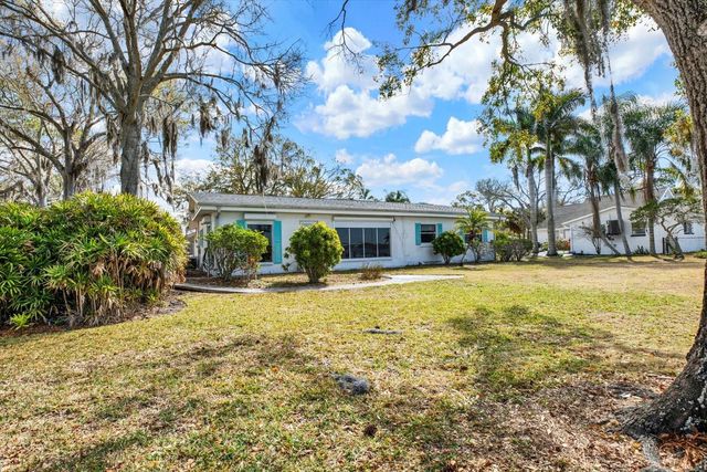 400 SHORE DRIVE E, Oldsmar, FL 34677