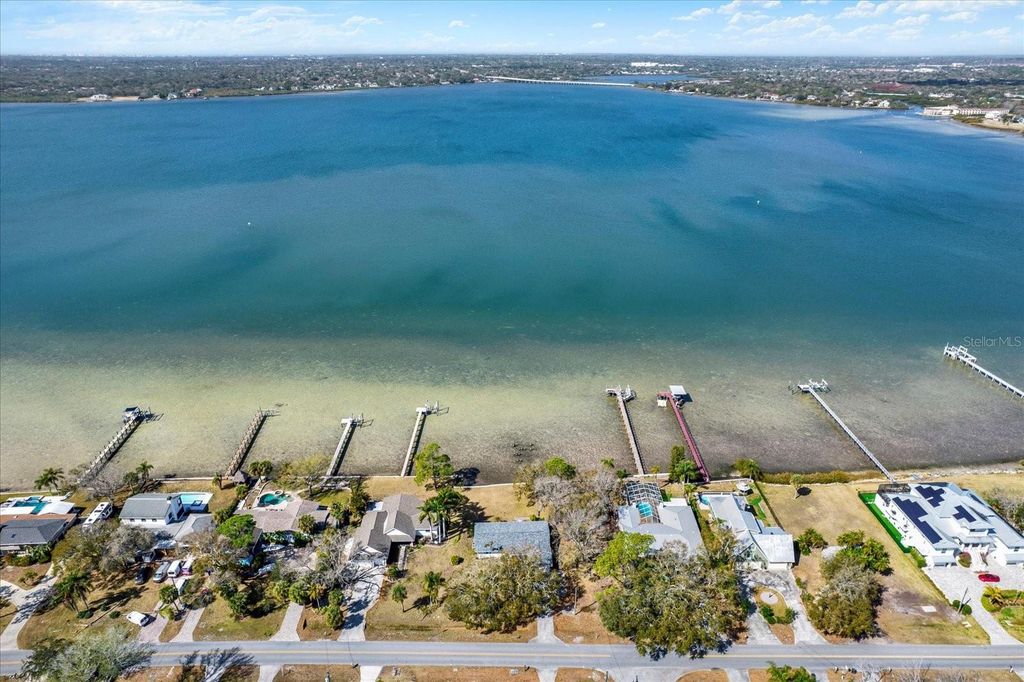 400 SHORE DRIVE E, Oldsmar, FL 34677