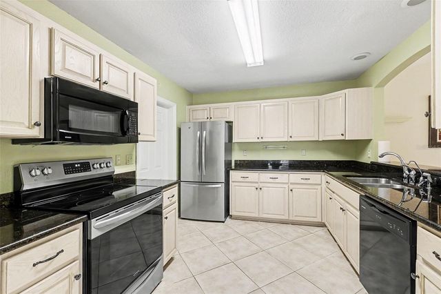 13646 SW 115TH AVENUE, Dunnellon, FL 34432
