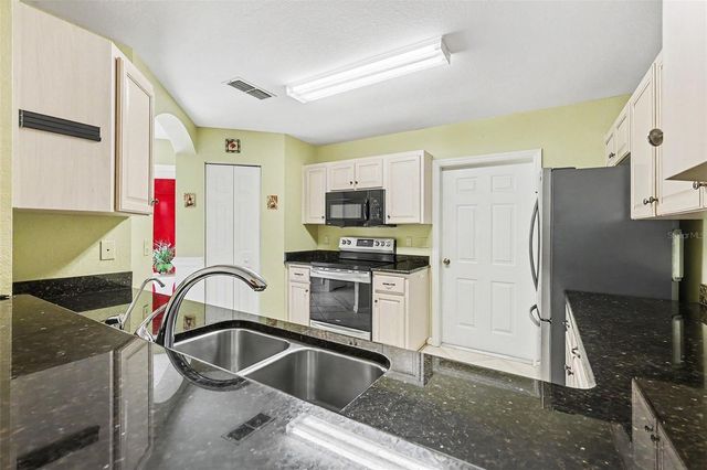 13646 SW 115TH AVENUE, Dunnellon, FL 34432