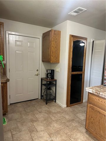 9181 Visalia, Lucerne Valley, CA 92356