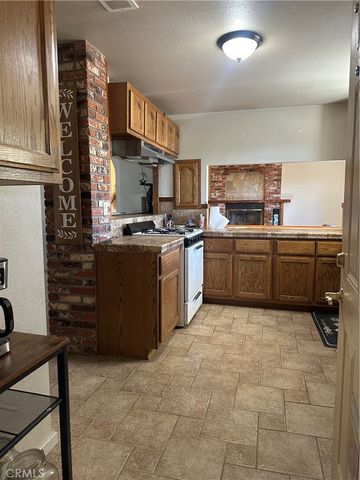 9181 Visalia, Lucerne Valley, CA 92356