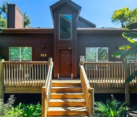 815 Davis Road, Webster, TX 77573