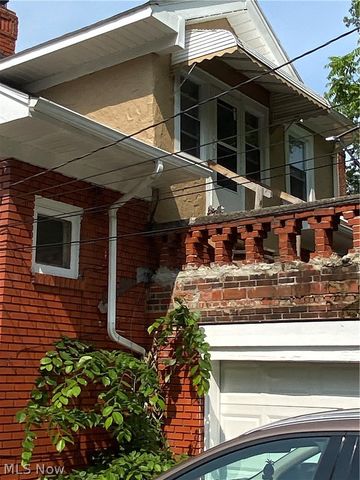 13118 Saybrook Avenue, Garfield Heights, OH 44105