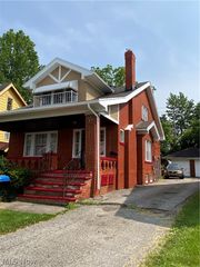 13118 Saybrook Avenue, Garfield Heights, OH 44105