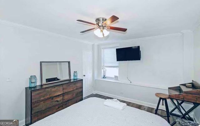 300 Peachtree Street NE 10O, Atlanta, GA 30308