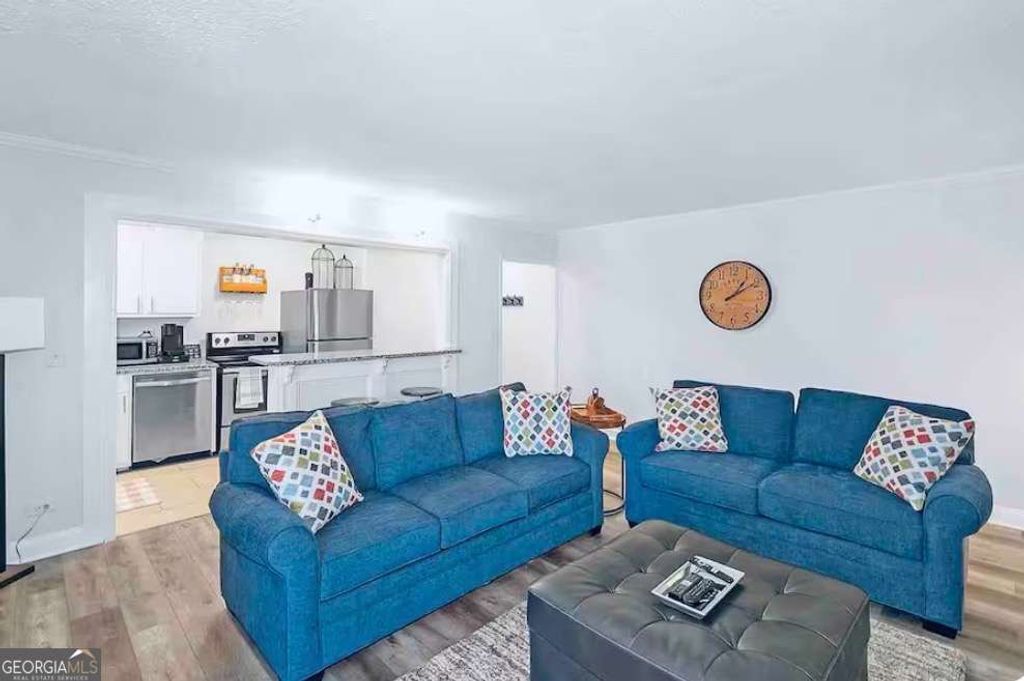 300 Peachtree Street NE 10O, Atlanta, GA 30308