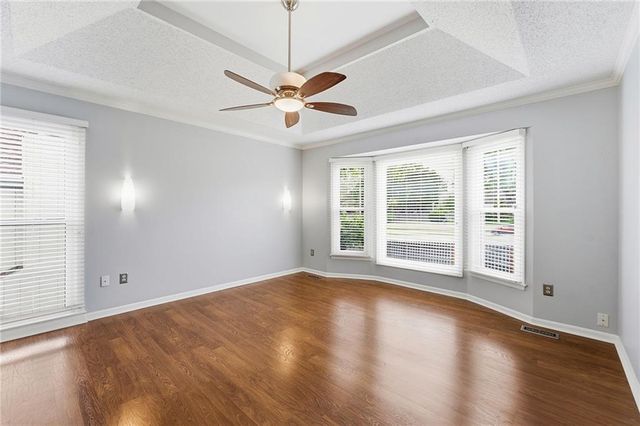 11811 Slater Street, Overland Park, KS 66210