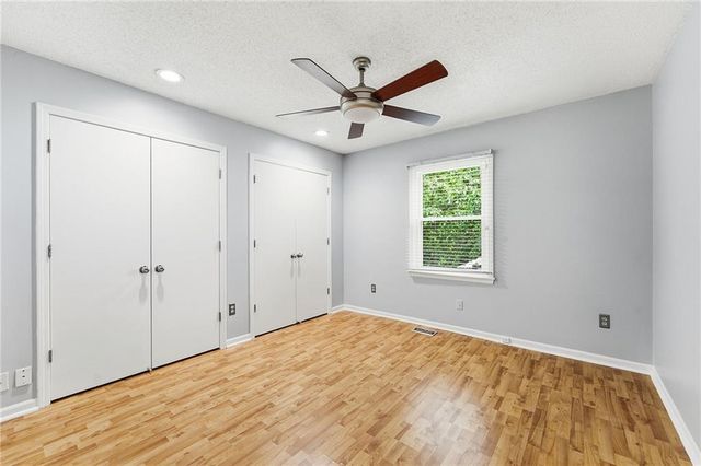 11811 Slater Street, Overland Park, KS 66210