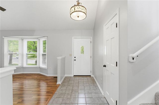 11811 Slater Street, Overland Park, KS 66210