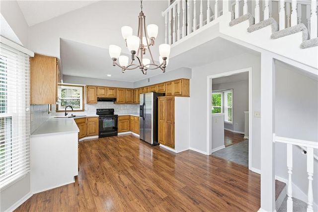 11811 Slater Street, Overland Park, KS 66210