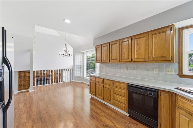 11811 Slater Street, Overland Park, KS 66210
