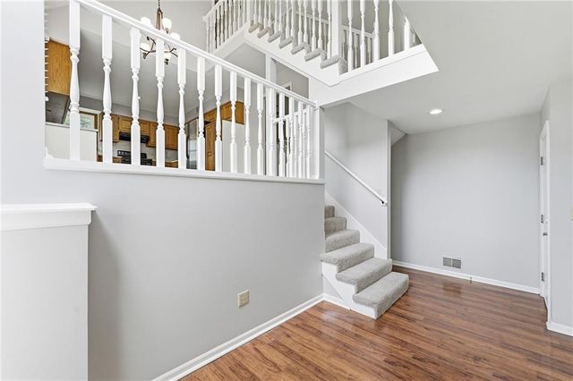 11811 Slater Street, Overland Park, KS 66210