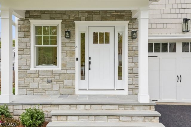 4 Shadylawn Dr, Madison Boro, NJ 07940