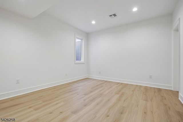 4 Shadylawn Dr, Madison Boro, NJ 07940