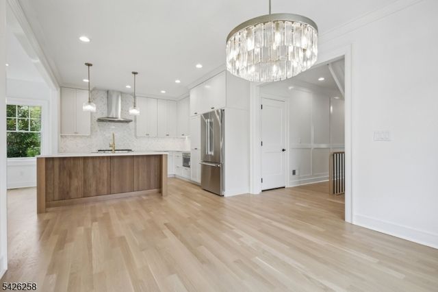 4 Shadylawn Dr, Madison Boro, NJ 07940