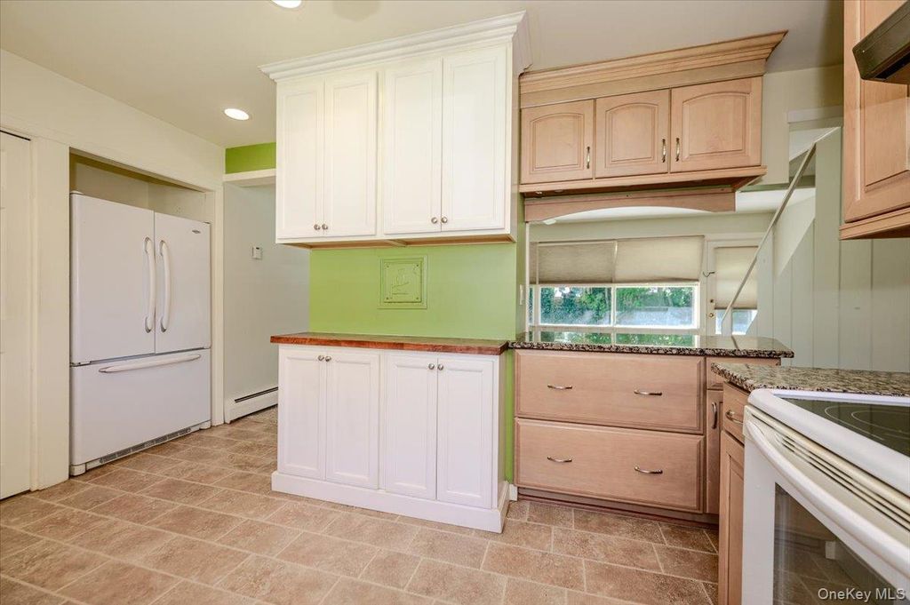 162 Twin Lane N, Wantagh, NY 11793 — photo 4