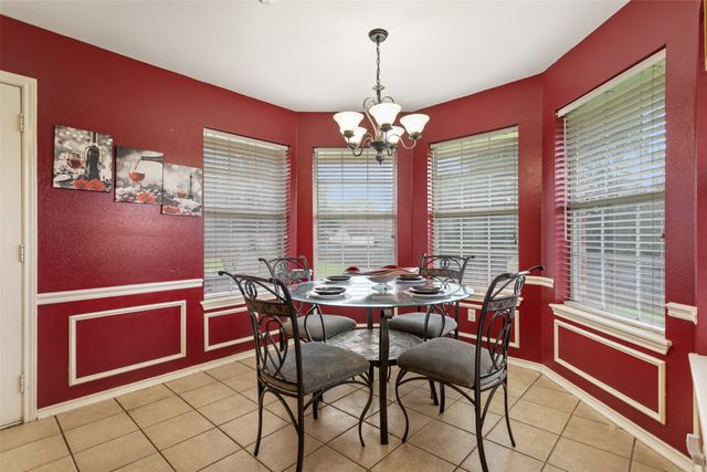 265 Crestview Lane, Jacksonville, TX 75766