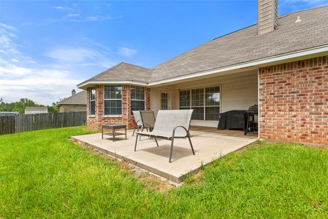 265 Crestview Lane, Jacksonville, TX 75766
