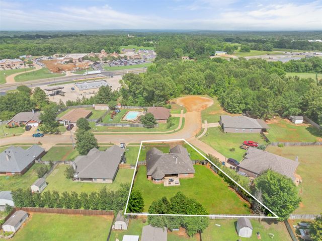 265 Crestview Lane, Jacksonville, TX 75766